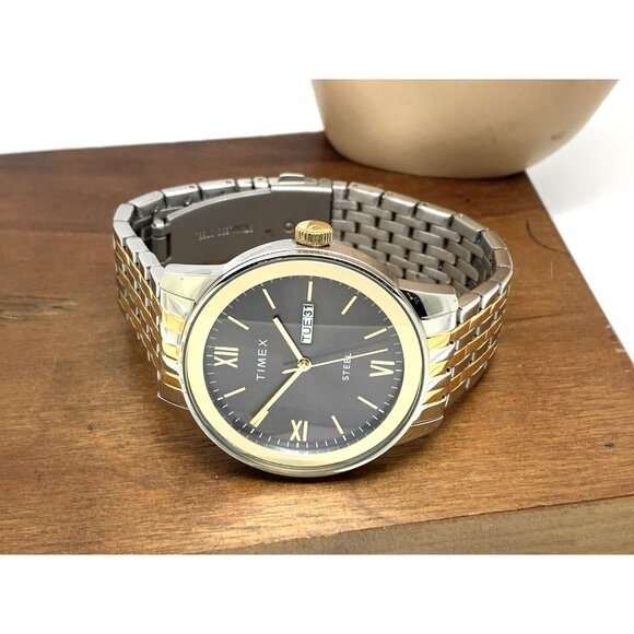 Timex Men's Watch TW2T50500 Quartz Gray Dial Two Tone Stainless Steel 41mm - Picture 7 of 13